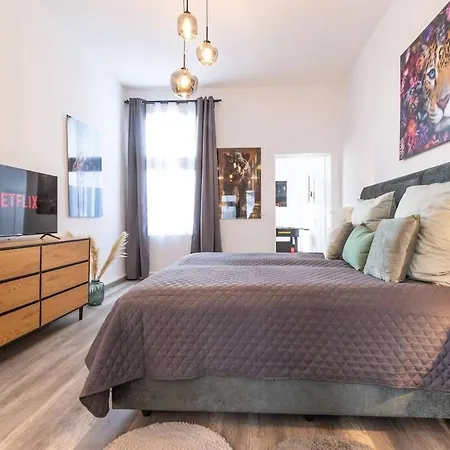 Design-altbaujuwel In Apartamento Neuwied